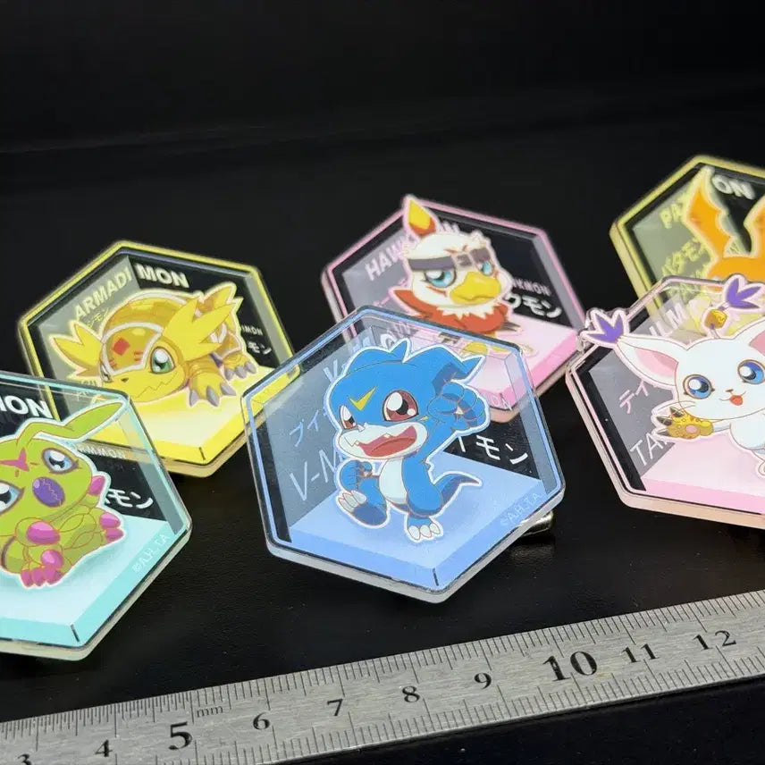 [SOLD OUT] [디지몬] 육각 브로치 뱃지 6종 일괄 (새제품)