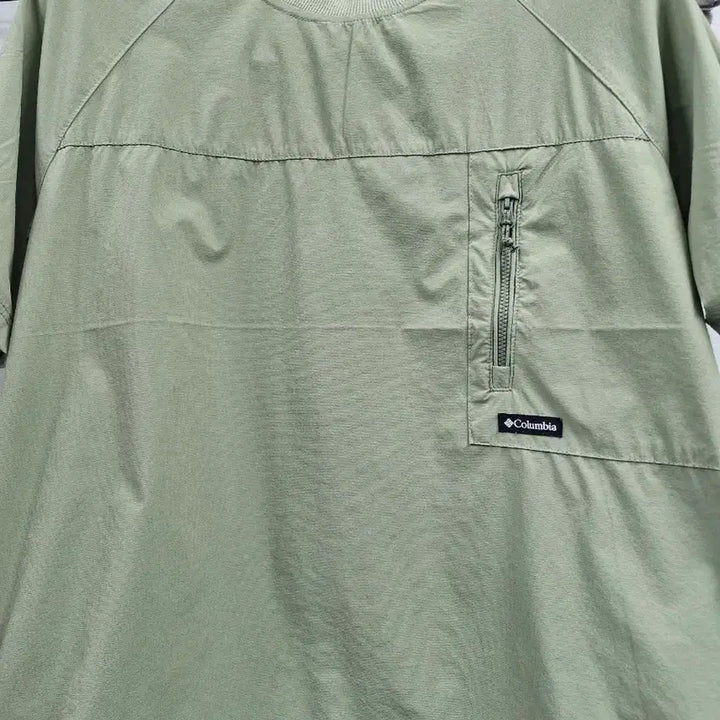 [BUNJANG] Columbia Pocket Short Sleeve T-shirt Khaki / 100L/77 컬럼비아 포켓 반팔 티셔츠 카키