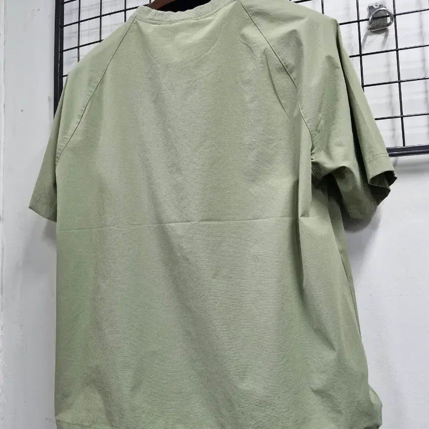 [BUNJANG] Columbia Pocket Short Sleeve T-shirt Khaki / 100L/77 컬럼비아 포켓 반팔 티셔츠 카키