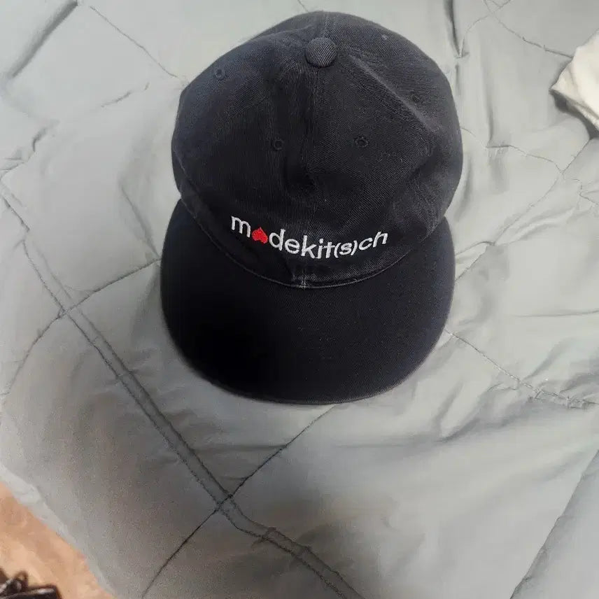 [SOLD OUT] 처칠롬퍼 볼캡