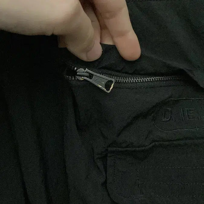 [BUNJANG] Diesel P-Stained Nylon Cargo Pants / 디젤 P-스테인드 나일론 카고 팬츠 2way