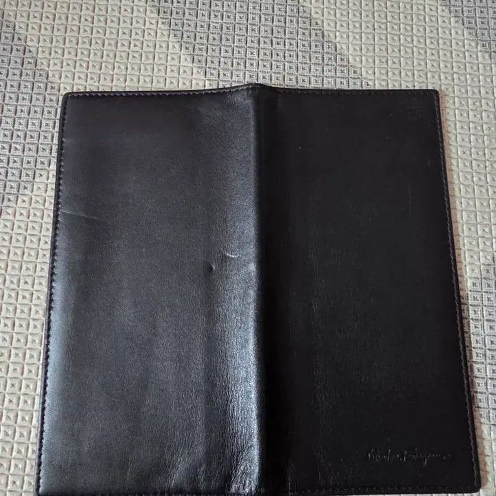 [BUNJANG] Ferragamo Black Long Wallet / 페라가모 블랙 장지갑