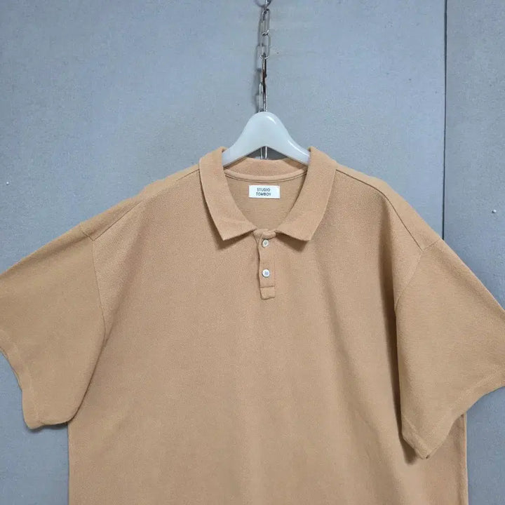 [BUNJANG] Tomboy Oversized Beige Collar T-Shirt FF / 톰보이 박시한 베이지 카라 티셔츠 FF  n4161