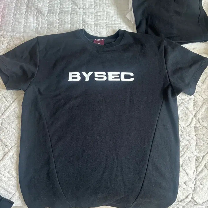 [BUNJANG] Vigic Oversized &amp; Muscle Fit T-shirts Bundle / 바이젝 오버핏,머슬핏 반팔 2장 일괄(개별구매 가능)