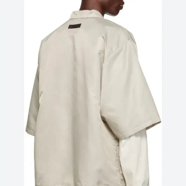 [BUNJANG] Fear of God Essentials Nylon Short Sleeve Shirt - Large / 피오갓 에센셜 숏슬리브 나일론 셔츠. 라지