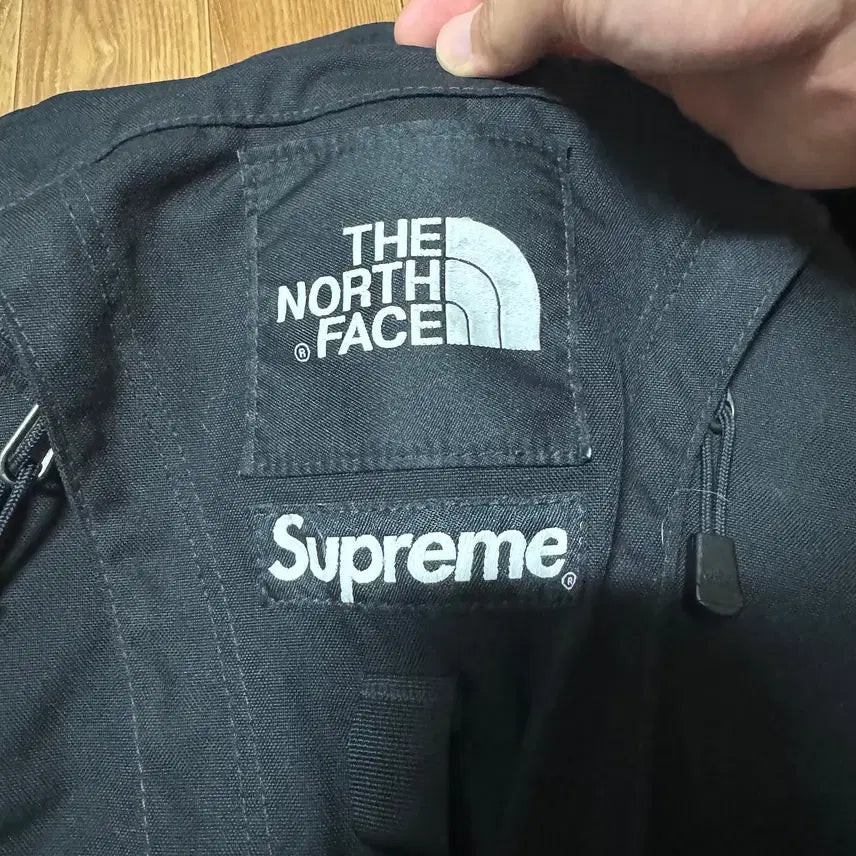 [BUNJANG] Supreme The North Face Expedition Backpack Black OS / 슈프림 노스페이스 익스페디션 백팩 블랙 OS