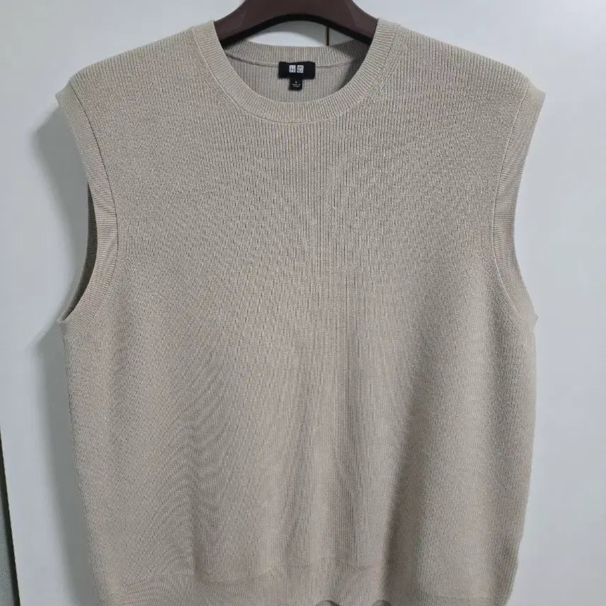 [BUNJANG] Uniqlo Knit Vest Beige L / 유니클로 니트 조끼 L 베이지