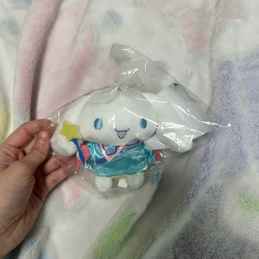 [BUNJANG] Sanrio Hanabi Cinnamoroll Mascot (Sealed) / 산리오 2024 하나비 시나모롤 마스코트 미개봉