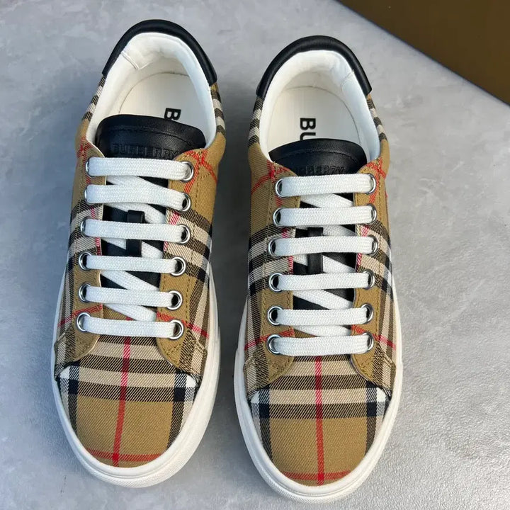 [BUNJANG] Burberry Sneakers Checkered Low-Top / 버버리 스니커즈 운동화 체크 단화 풀구성