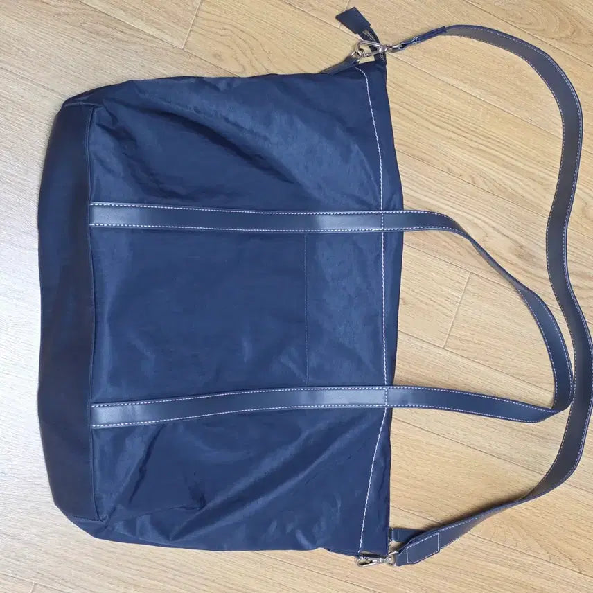 [SOLD OUT] 마뗑킴 martin kim 네이비 토트백 겸 숄더백