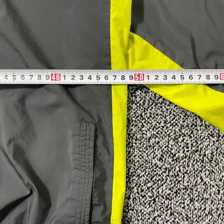 [BUNJANG] Adidas Kids Windbreaker Charcoal Fluorescent 160 / 빈티지9. 아디다스 키즈 바람막이 윈드브레이커 차콜 형광 160