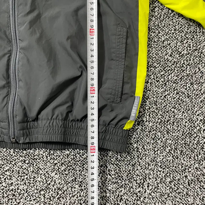 [BUNJANG] Adidas Kids Windbreaker Charcoal Fluorescent 160 / 빈티지9. 아디다스 키즈 바람막이 윈드브레이커 차콜 형광 160