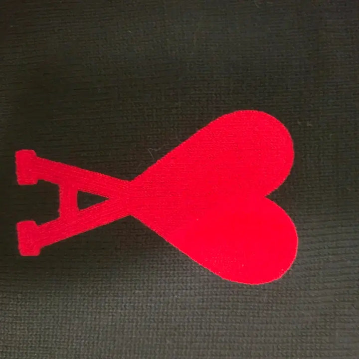 [BUNJANG] AMI Big Heart Logo Black Knit M / 아미 빅하트 로고 블랙 니트 m