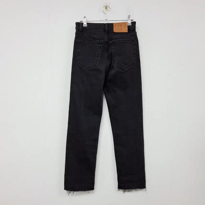 [BUNJANG] Sandro Straight-Cut Raw Edge Black Jeans / 산드로 스트레이트컷 로우 엣지 블랙진 청바지36