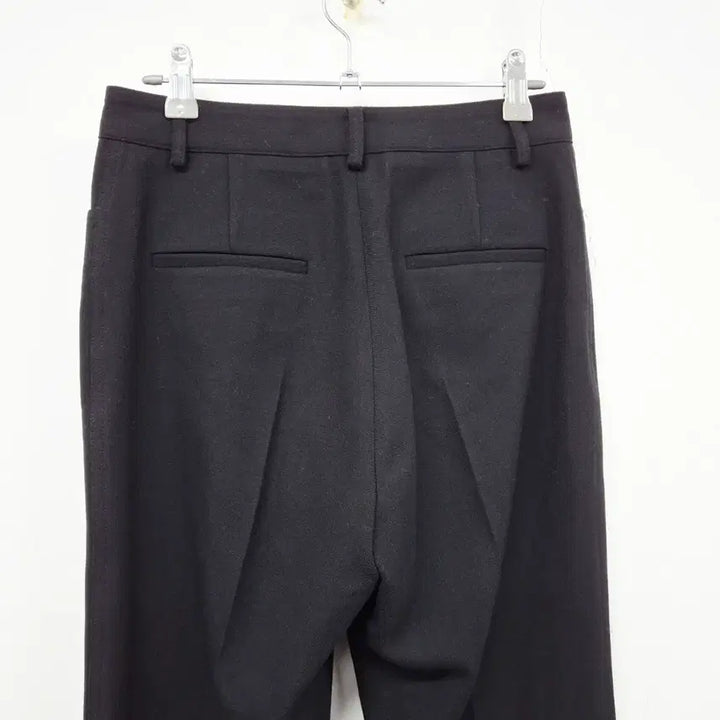 [SOLD OUT] LO61 엘오육일 Beau Capri Pants 여성 바지 S 블랙