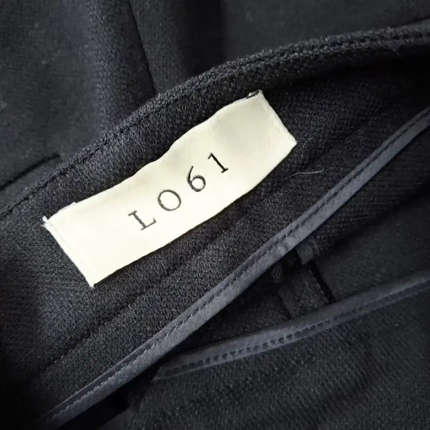 [SOLD OUT] LO61 엘오육일 Beau Capri Pants 여성 바지 S 블랙