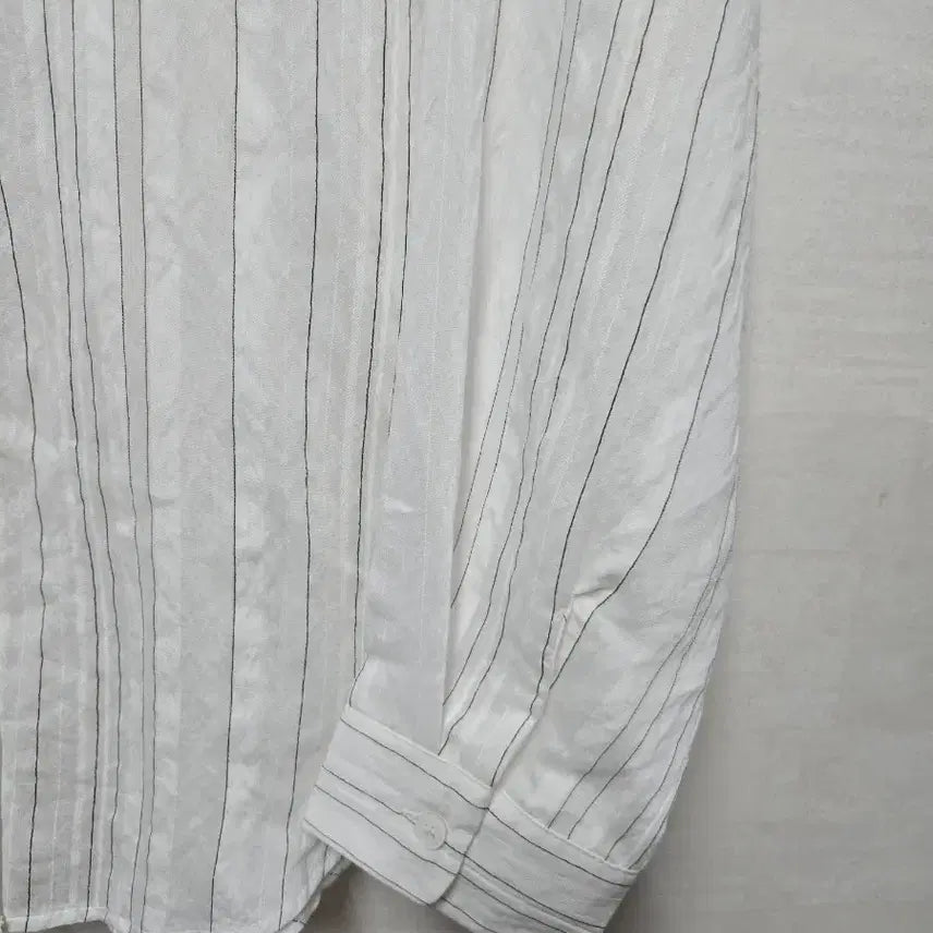 [BUNJANG] Monologue Striped Shirt / 모놀로그 스트라이프 셔츠