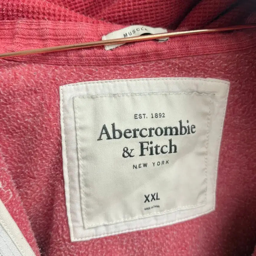 [BUNJANG] Abercrombie Embroidered Big Logo Hoodie Zip-up (2XL) / 아베크롬비 자수 빅로고 후드집업 (2XL)