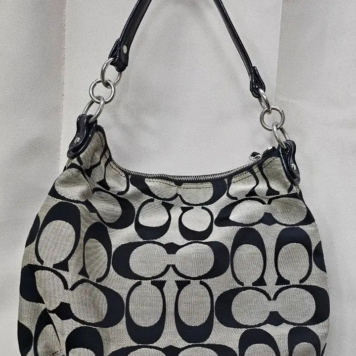 [BUNJANG] Coach Signature Hobo Bag Black Shoulder Bag / 코치 시그니처 호보백 블랙 숄더백