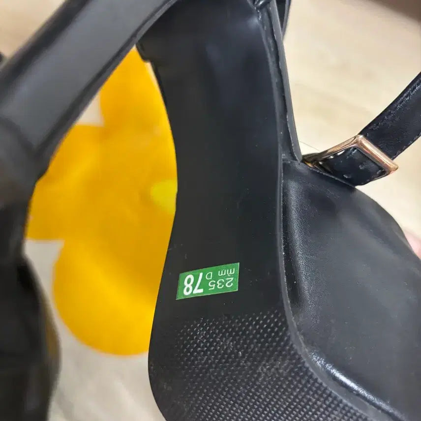 [BUNJANG] Black Open Toe Heels / 블랙 오픈토 힐 롯백 235 원가40만원