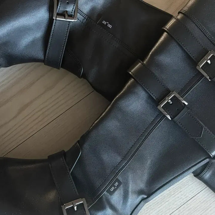 [SOLD OUT] 애즈온 마야부츠 롱 240