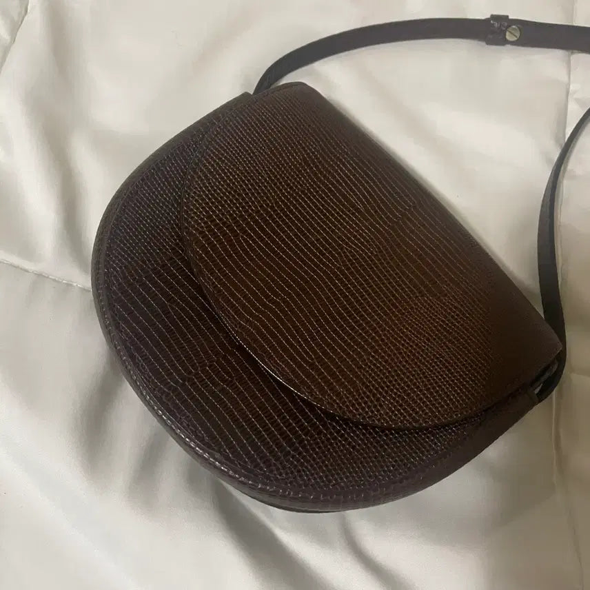 [BUNJANG] Flat Base Snake Skin Step Bag / 구 플랫베이스 뱀피 스탭백