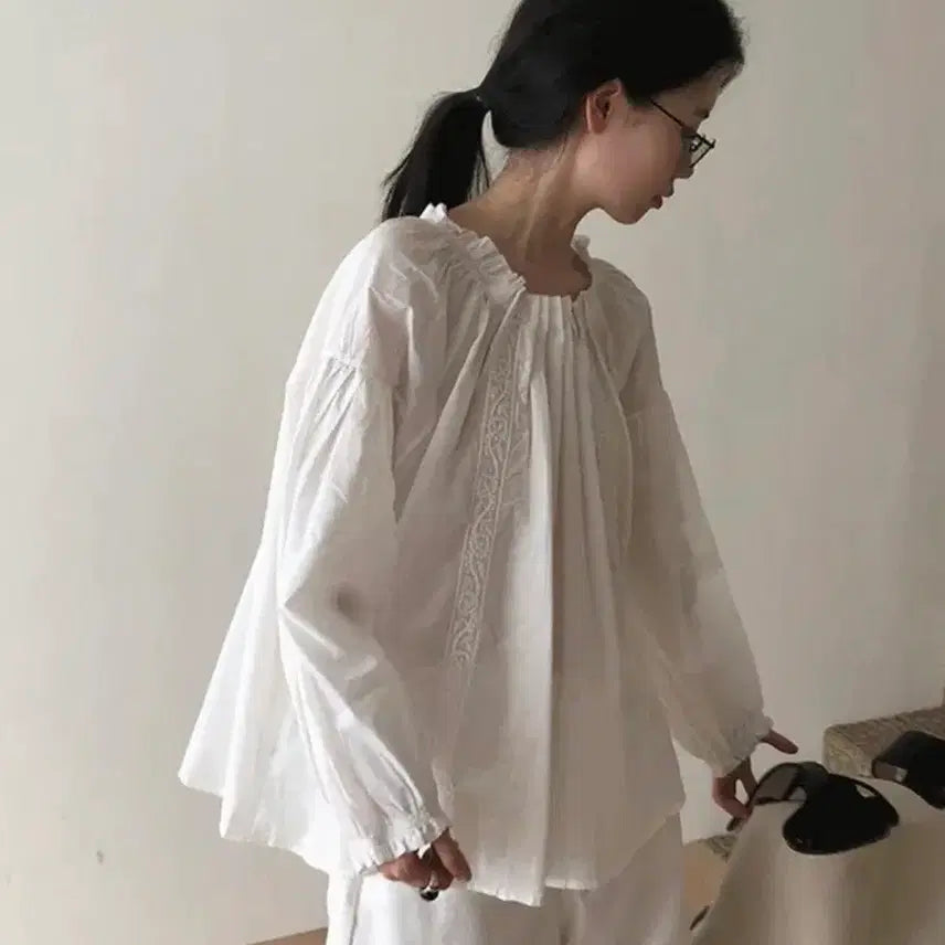 [SOLD OUT] (1회착용) 메이비베이비 Lissana blouse 블라우스