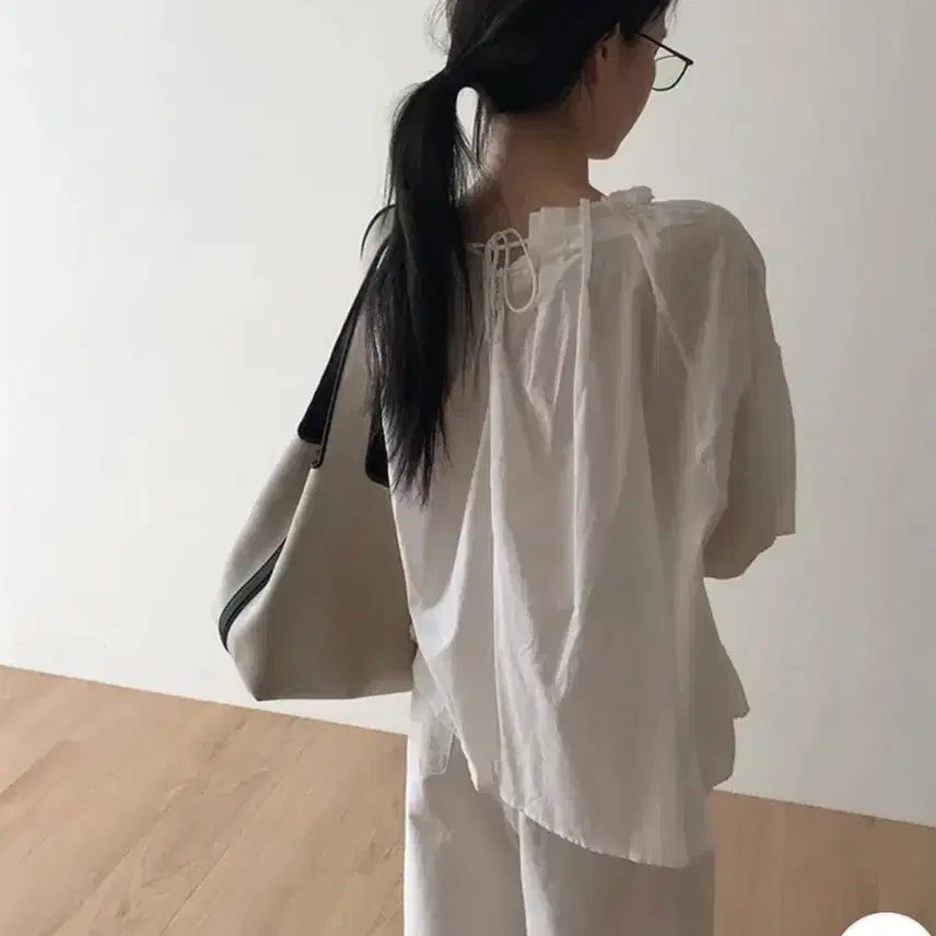 [SOLD OUT] (1회착용) 메이비베이비 Lissana blouse 블라우스