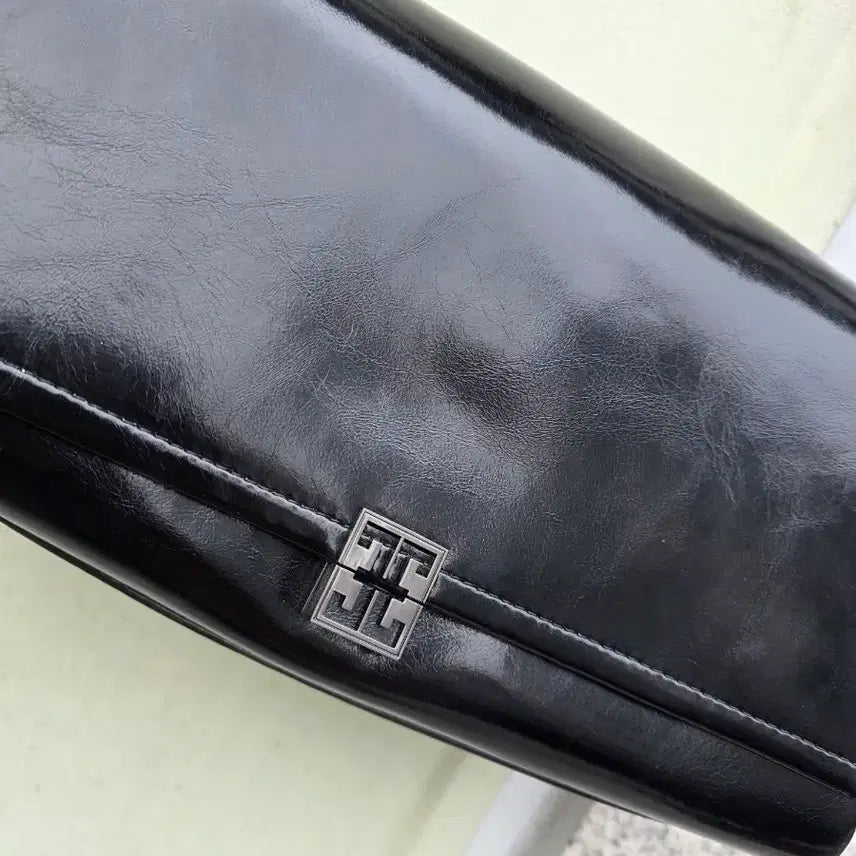 [SOLD OUT] 폴뉴아 블랙 체인 숄더백