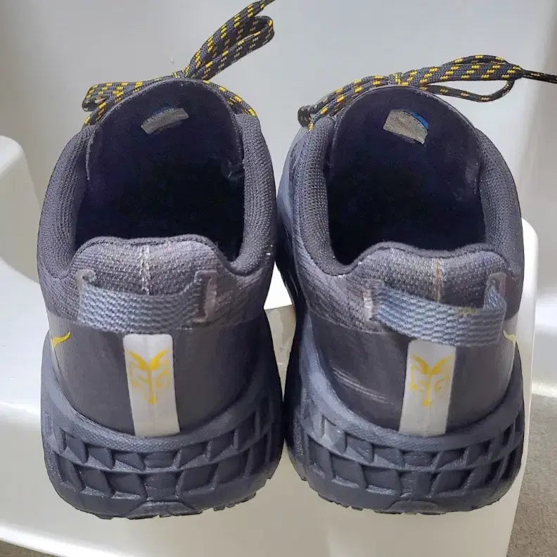 [BUNJANG] HOKA Speedgoat 4 GTX Trail Running Shoes / HOKA 호카 스피드고트4 GTX 트레일 런닝화