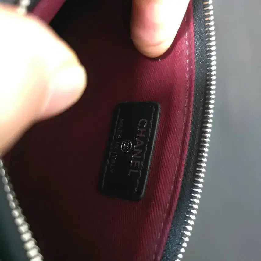 [SOLD OUT] 샤넬 정품 클래식 캐비어 스몰 클러치 백 미니 파우치 카드 지갑