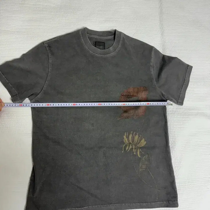 [SOLD OUT] 우영미 페이드플라워  그레이 반팔티셔츠 44