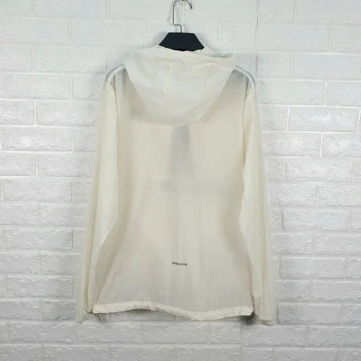[SOLD OUT] [100]다이나핏 초경량 후드 아노락