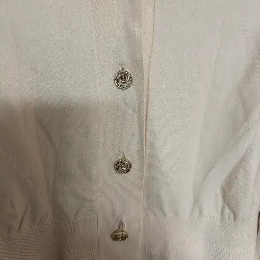 [SOLD OUT] LIST 아이보리 카라 가디건 55