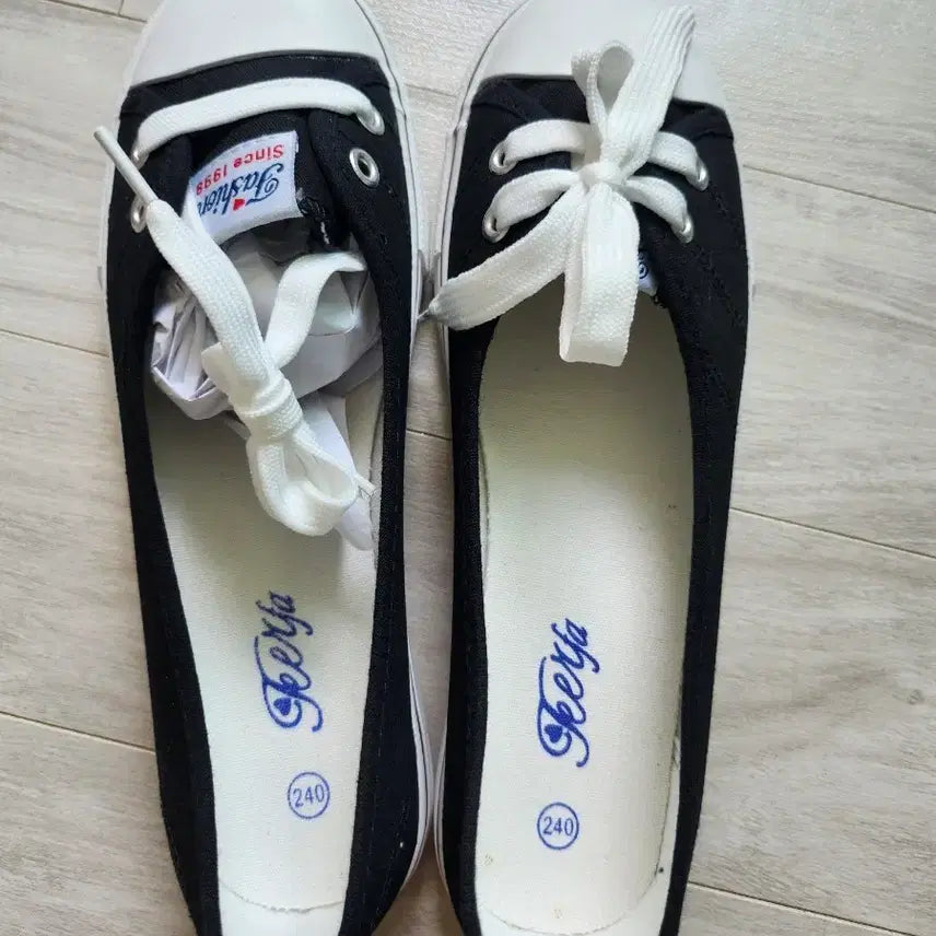 [BUNJANG] Feeya Black Canvas Flats Size 240 / Feeya 검정색 단화 캔버스화 240