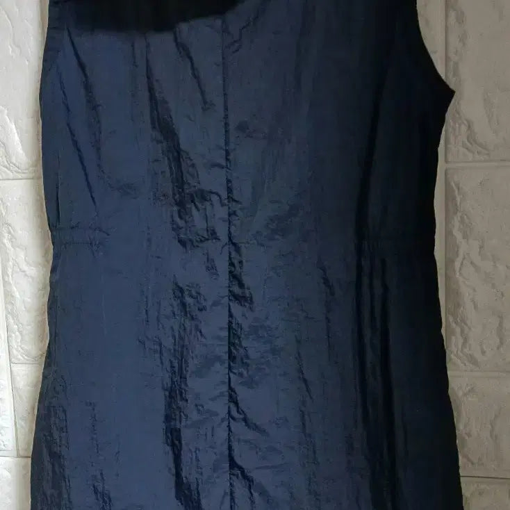 [BUNJANG] National Geographic Navy Windbreaker Vest / 내셔널지오그래픽 바람막이 조끼 네이비