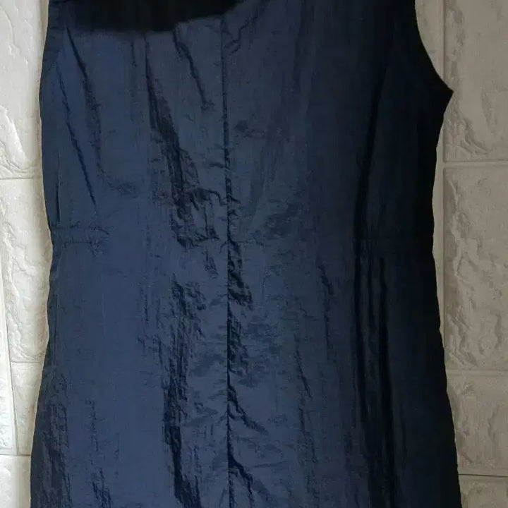 [BUNJANG] National Geographic Navy Windbreaker Vest / 내셔널지오그래픽 바람막이 조끼 네이비