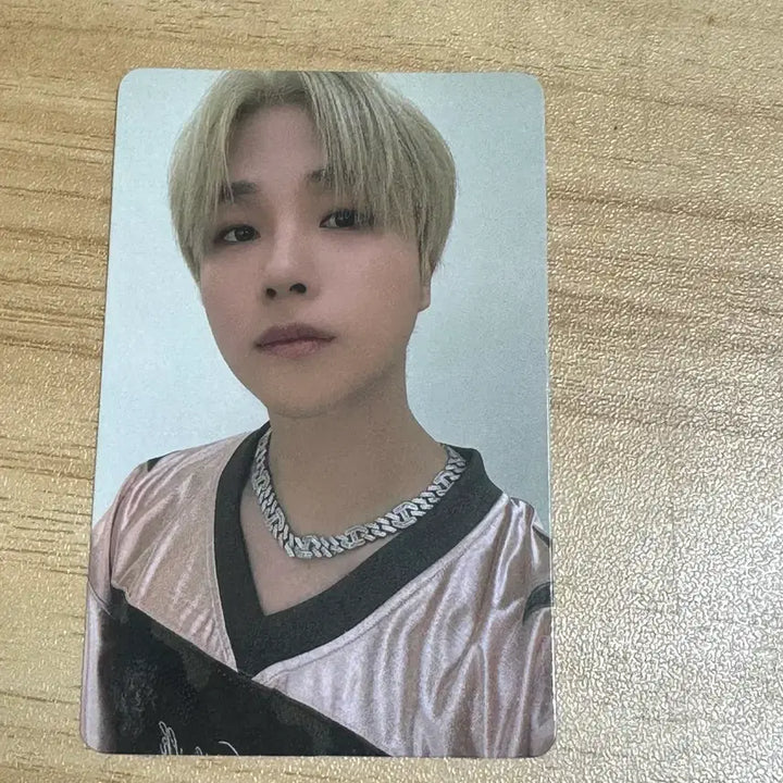 [BUNJANG] iKON Kim JinHwan Take Off Photocard / 아이콘 (iKON) 김진환 테이크오프 포토카드