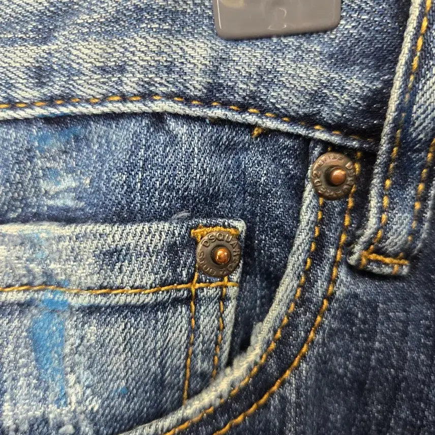 [BUNJANG] Dsquared2 Washed Denim Jeans / 디스퀘어드2 워싱 데님 청바지