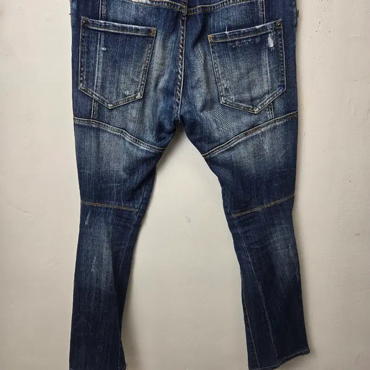 [BUNJANG] Dsquared2 Washed Denim Jeans / 디스퀘어드2 워싱 데님 청바지