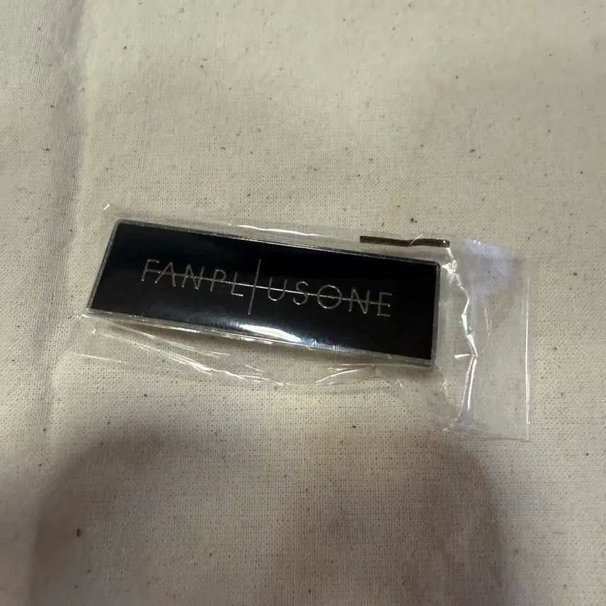 [SOLD OUT] 지드래곤 지디 팸키트 팬플러스원 뱃지