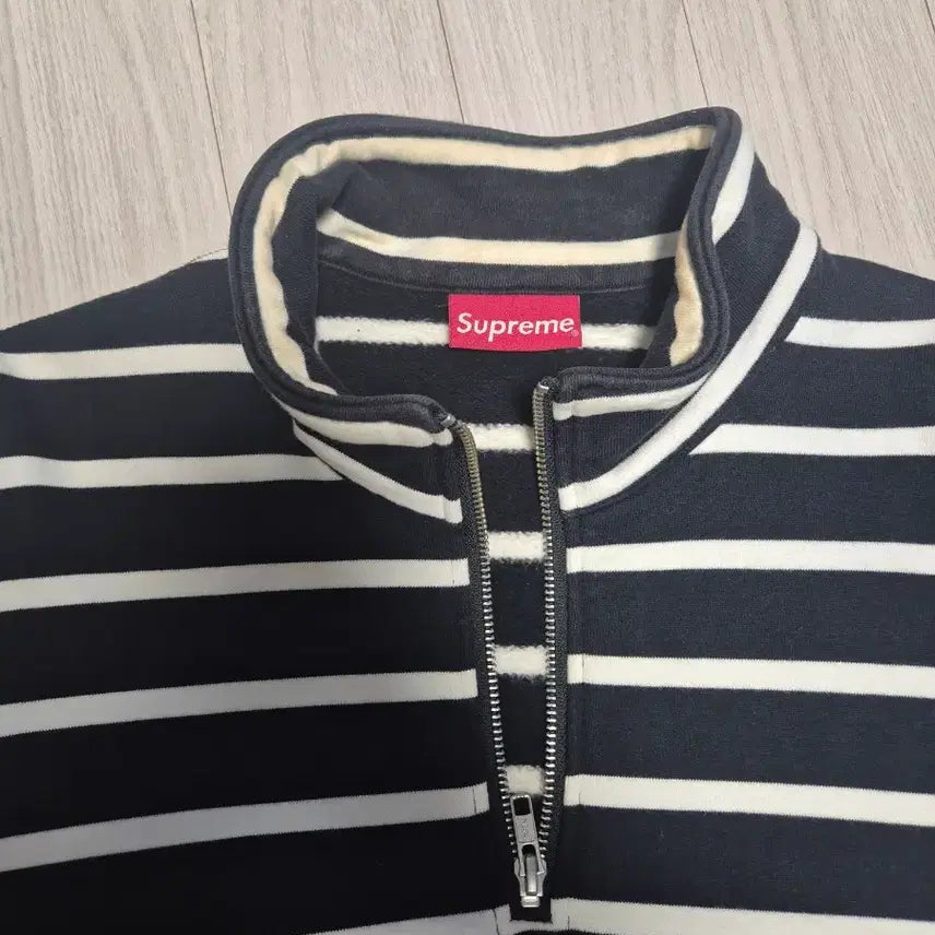 [BUNJANG] Supreme Striped Half-Zip Sweatshirt / 슈프림 스트라이프 하프집업 완장 반집업 맨투맨 L xl 100 105