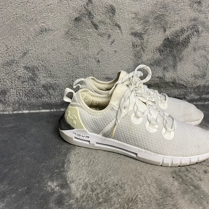 [BUNJANG] Under Armour Sneakers 255 / 언더아머 운동화 255