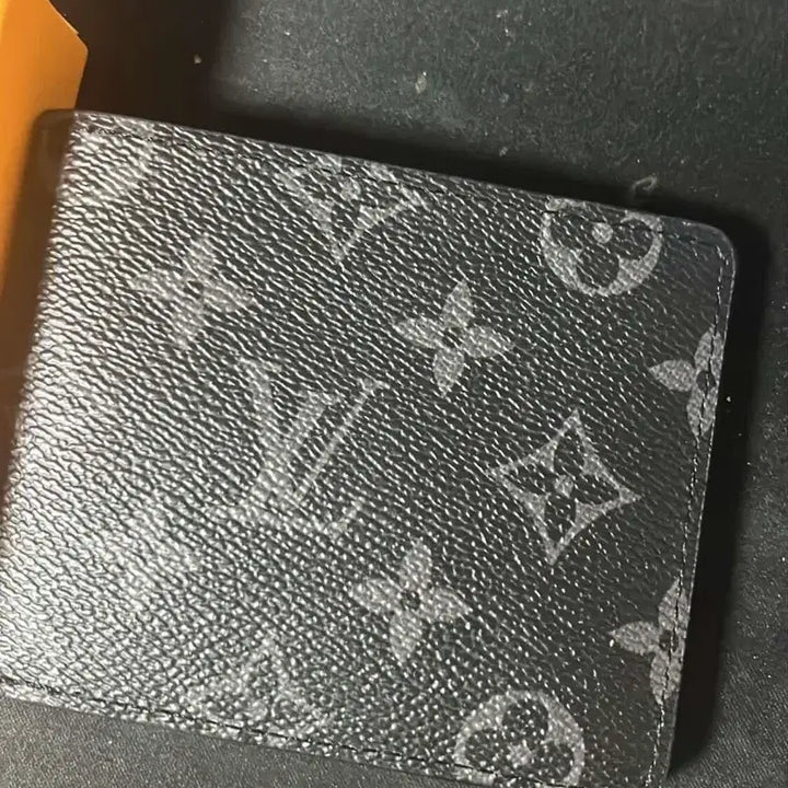 [SOLD OUT] 루이비통 모노그램 반지갑 블랙