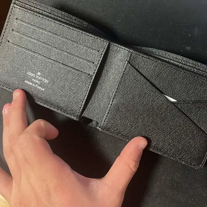 [SOLD OUT] 루이비통 모노그램 반지갑 블랙