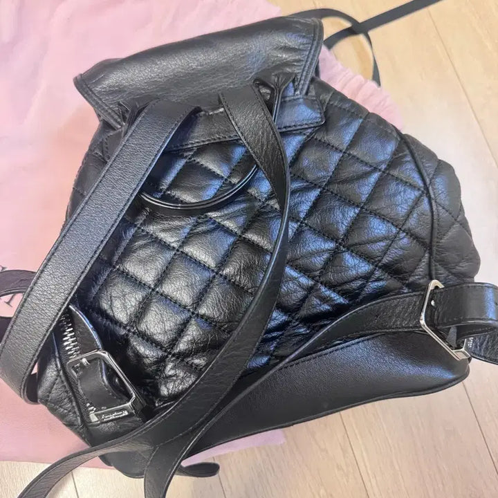 [BUNJANG] 3THYMES Aquitted Backpack Black / 쓰리타임즈 아퀄티드 백팩 블랙