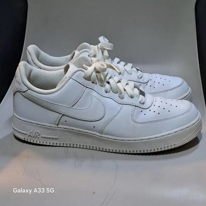[SOLD OUT] 나이키 에어포스 1 07 로우 화이트 올백포스 270mm