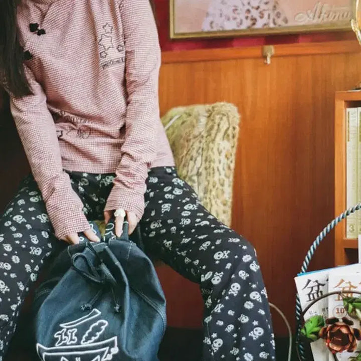 [BUNJANG] Momentel Skull Denim Pants / 모멘텔 스컬 데님 팬츠