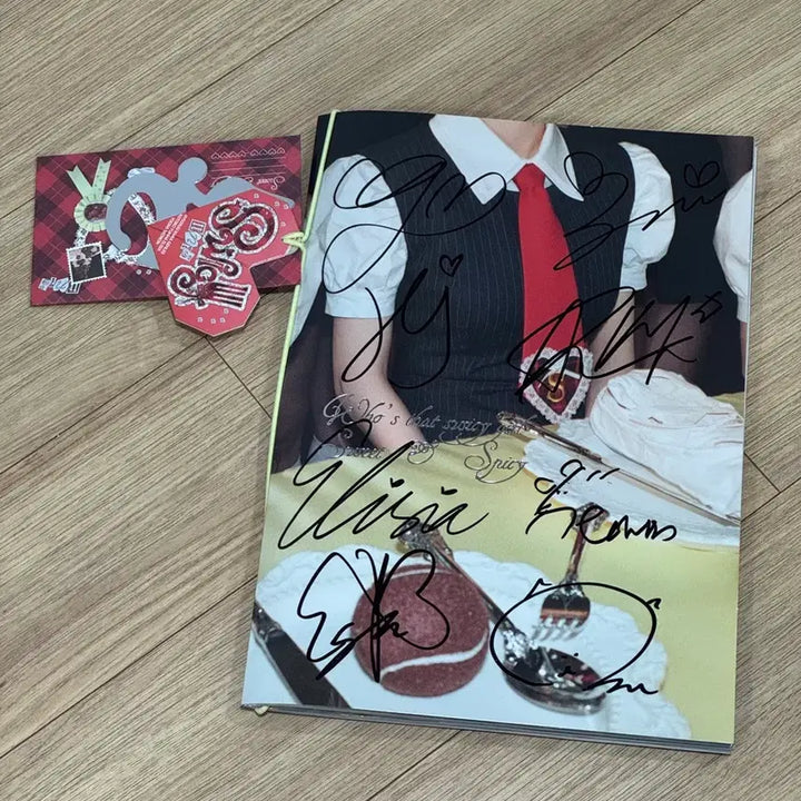 [BUNJANG] UNIS Signed Album / 유니스 비매 싸인 앨범