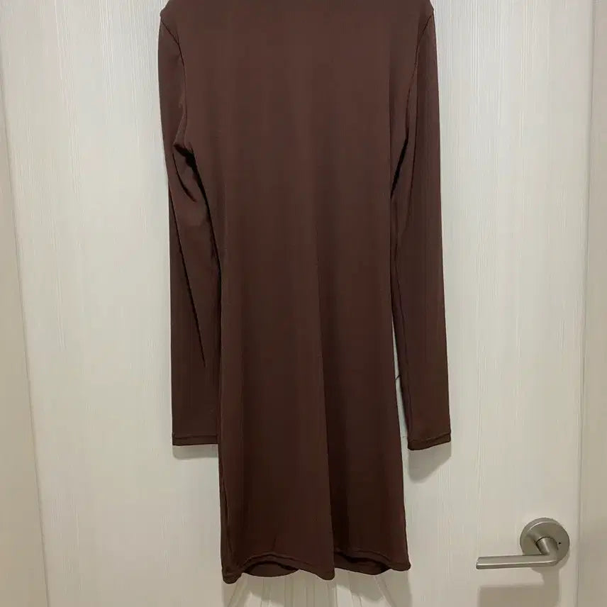[BUNJANG] H&amp;M 브라운 셔링 원피스 S(새상품) / H&amp;M 브라운 셔링 원피스 S(새상품)